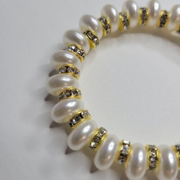 NWT Ladies Pearlescent Beads And Golden Rhinestone Stretch Bracelet S, M, L, XL - Picture 8 of 8